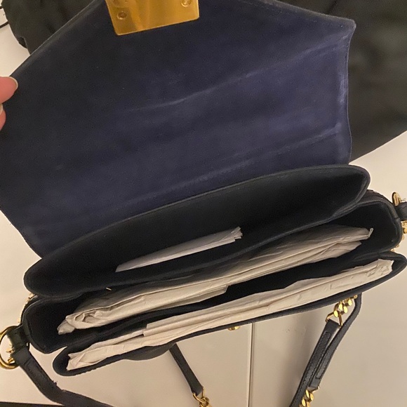 Yves Saint Laurent medium crossbody - Picture 7 of 8